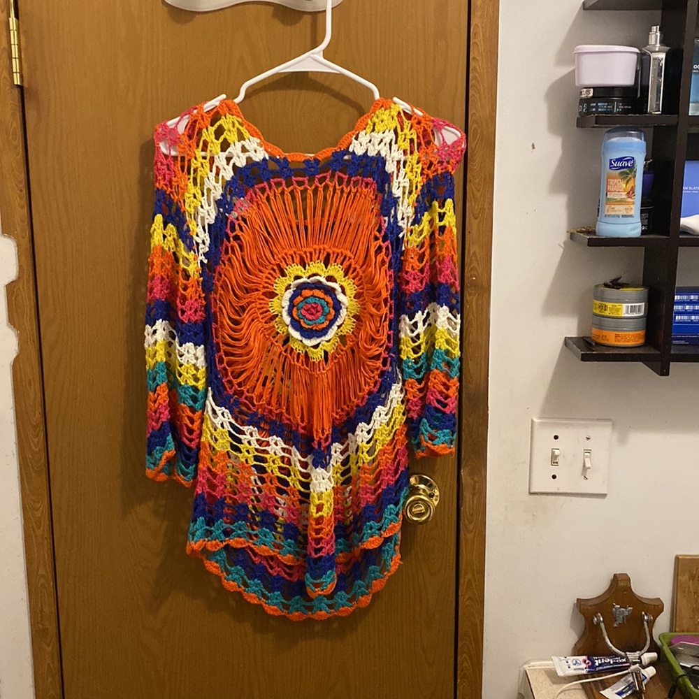 NWOT swim suit cover.